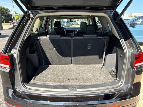 Used 2023 Volkswagen Atlas SE w/ Panoramic Sunroof Package AWD/4WD image 27