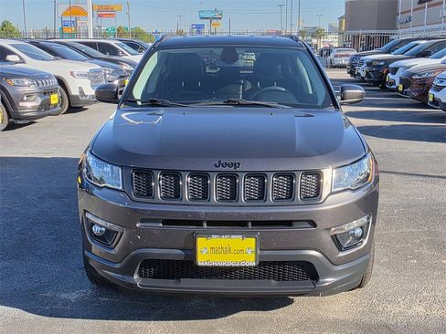 Used 2019 Jeep Compass Altitude image 2