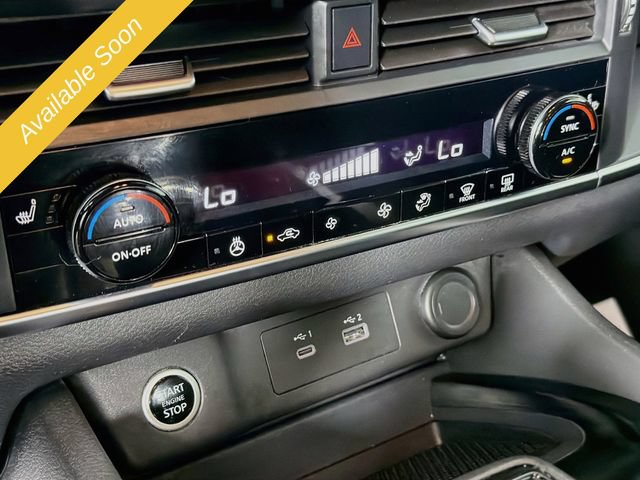 Used 2022 Nissan Rogue S AWD/4WD image 15