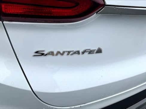 Used 2020 Hyundai Santa Fe SEL FWD image 19