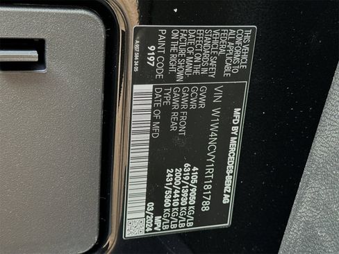 Used 2024 Mercedes-Benz Sprinter 2500 image 31