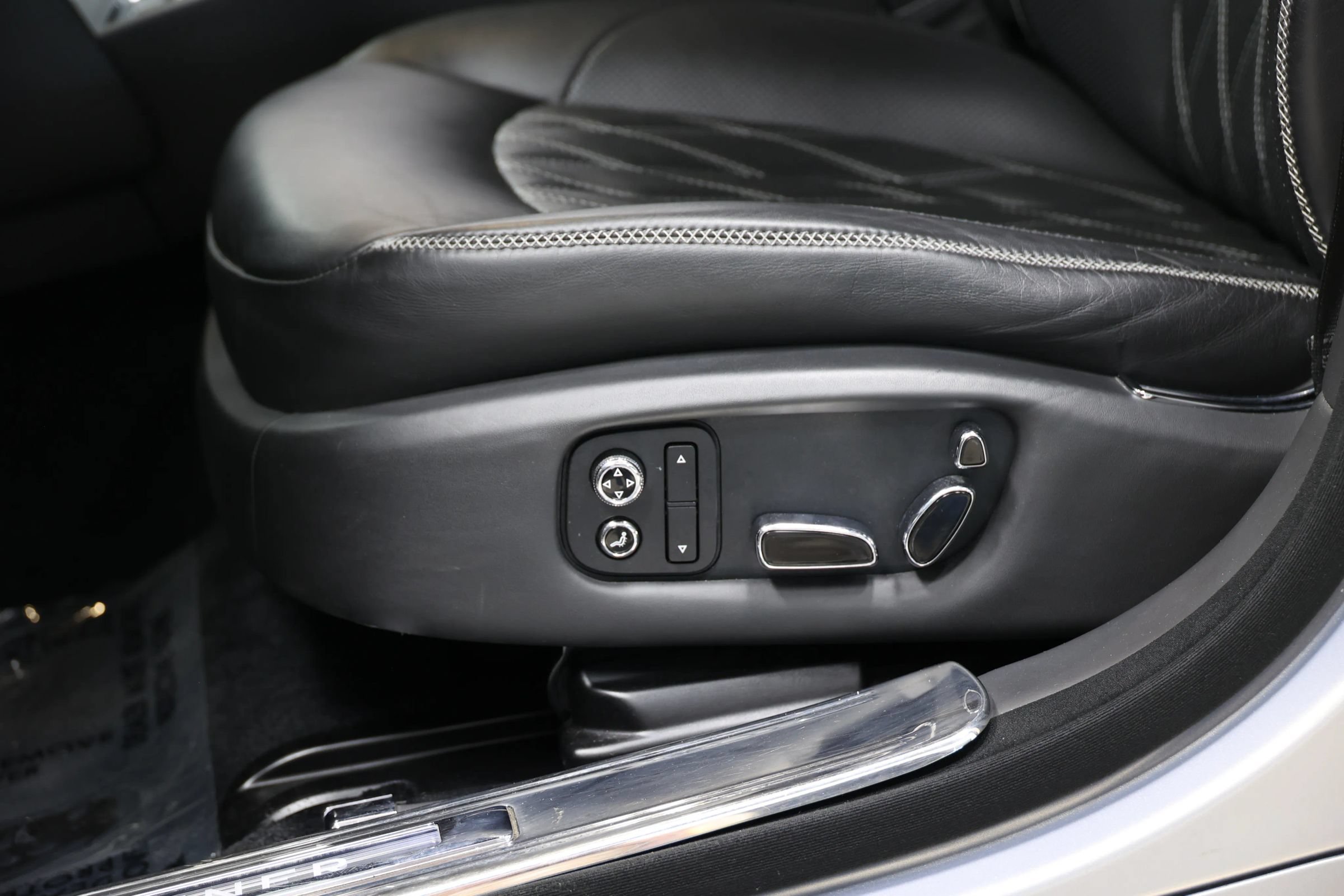 Used 2018 Bentley Mulsanne RWD image 17