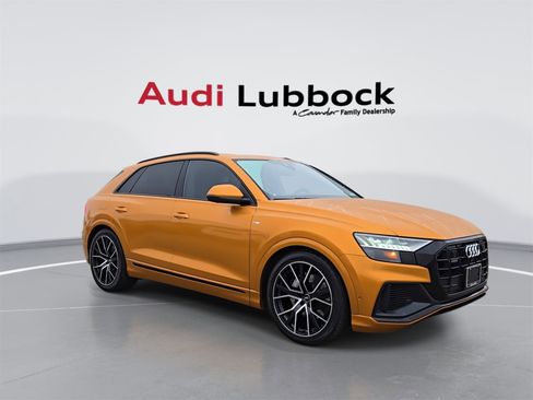 Used 2019 Audi Q8 Prestige w/ Luxury Package image 2