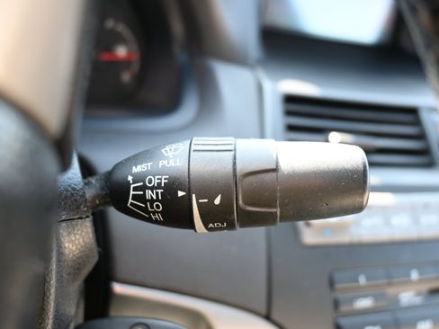 Used 2010 Honda Accord EX-L image 21