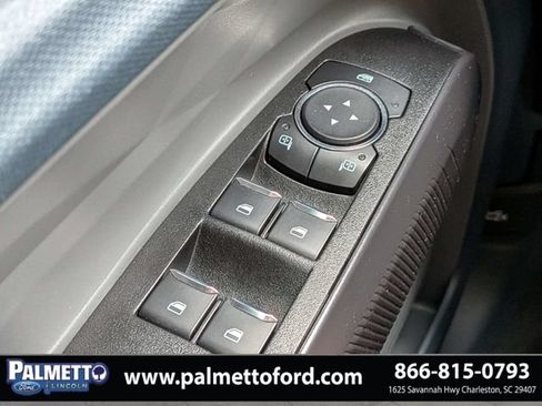 Used 2024 Ford Maverick XL FWD image 21