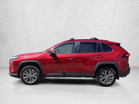 Used 2023 Toyota RAV4 XLE Premium AWD/4WD image 10