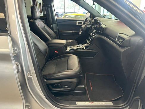 Used 2022 Ford Explorer ST-Line w/ Class IV Trailer Tow Package image 41