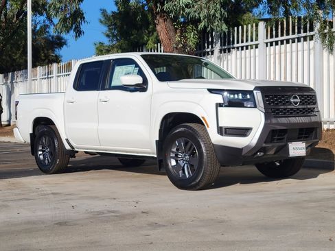 New 2026 Nissan Frontier SV w/ SV Convenience Package AWD/4WD image 14
