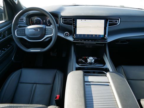 New 2026 Jeep Grand Wagoneer w/ Premium Group I image 10