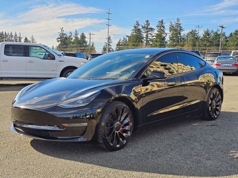 Used 2023 Tesla Model 3 Performance image 4