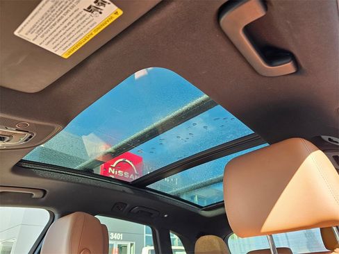 Used 2022 Audi Q5 2.0T Premium w/ Convenience Package image 18