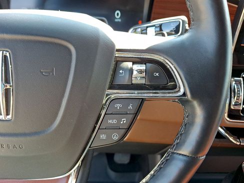 Used 2024 Lincoln Navigator L Reserve AWD/4WD image 18