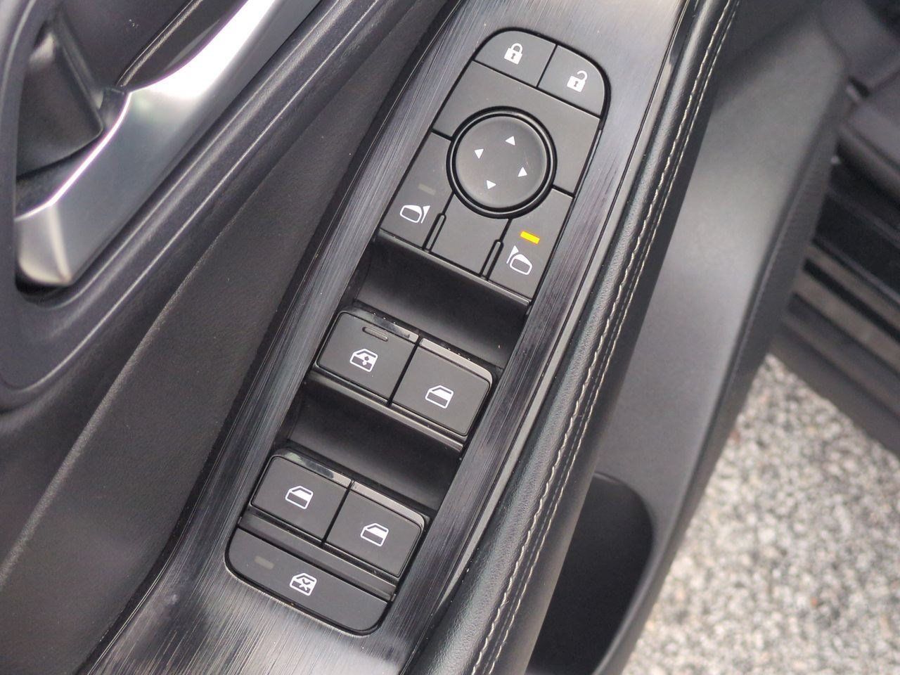 Certified 2024 Nissan Rogue SV AWD/4WD image 15