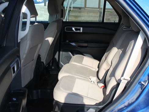 Used 2023 Ford Explorer 4WD image 18