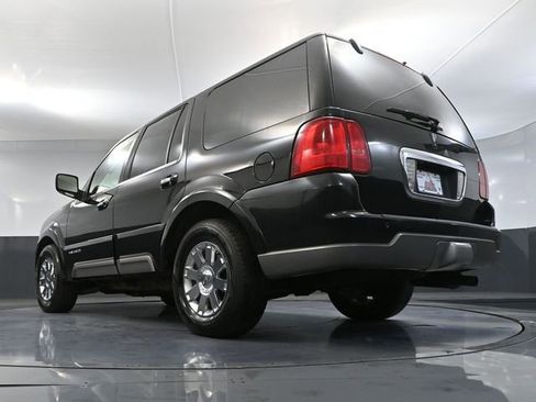 Used 2003 Lincoln Navigator Luxury image 56
