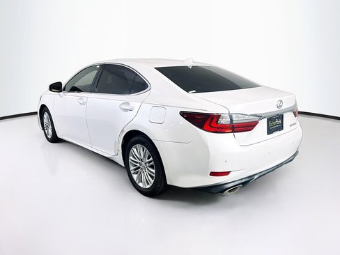 Used 2016 Lexus ES 350 w/ Premium Package w/Wood Trim FWD image 5