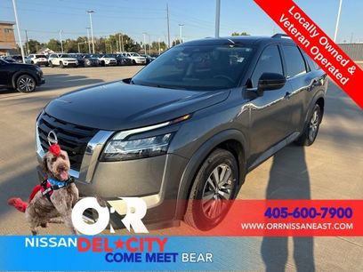 Used 2022 Nissan Pathfinder SL