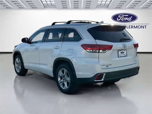 Used 2019 Toyota Highlander Limited image 5