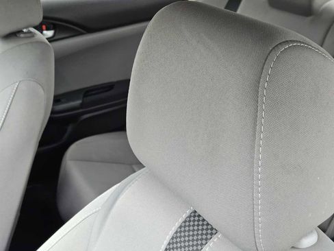 Used 2019 Honda Civic EX image 14