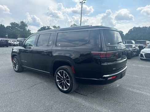 Used 2024 Jeep Wagoneer L Series III w/ Premium Group I AWD/4WD image 3