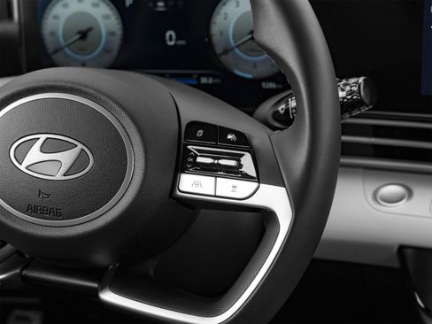 New 2026 Hyundai Elantra Limited FWD image 33
