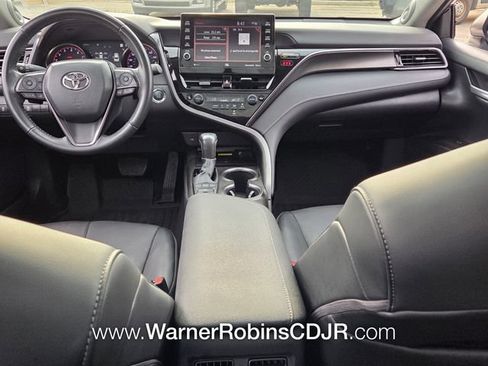 Used 2023 Toyota Camry XSE FWD image 9