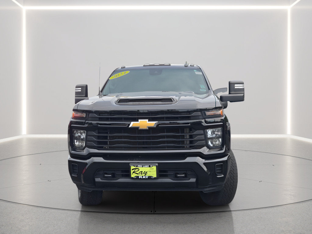 Certified 2024 Chevrolet Silverado 2500 Custom AWD/4WD image 2