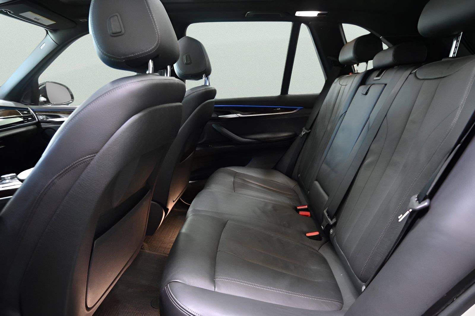 Used 2018 BMW X5 xDrive40e AWD/4WD image 14