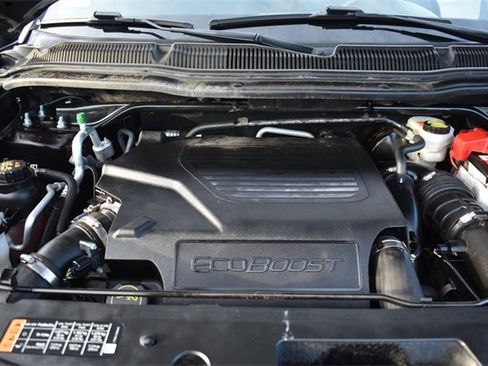 Used 2018 Ford Explorer Sport w/ Equipment Group 401A image 38