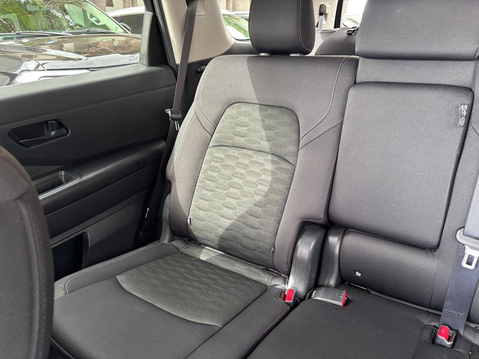 Used 2025 Nissan Pathfinder SV FWD image 41