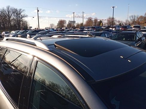 Used 2020 Nissan Pathfinder Platinum w/ Cargo Package image 10