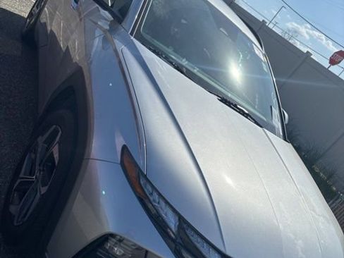 Used 2024 Hyundai Tucson SEL w/ Convenience Package image 3