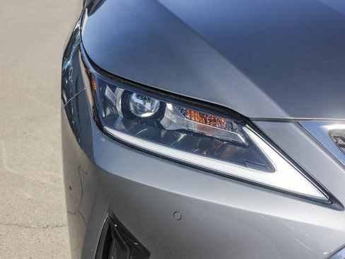 Used 2021 Lexus RX 350L FWD w/ Premium Package image 4