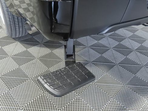 New 2025 Toyota Tundra SR5 image 7