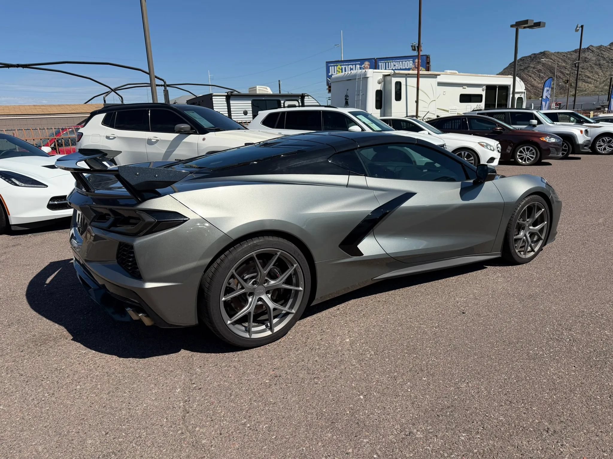 Used 2022 Chevrolet Corvette Stingray Preferred Cpe w/ Z51 Performance Package RWD image 5