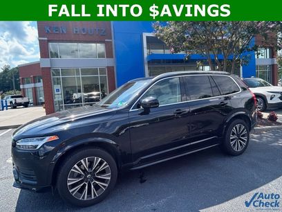 Used 2022 Volvo XC90 T6 Momentum w/ Advanced Package