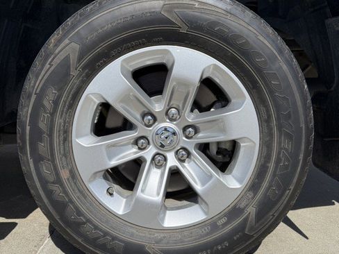 Used 2022 RAM 1500 Laramie image 30