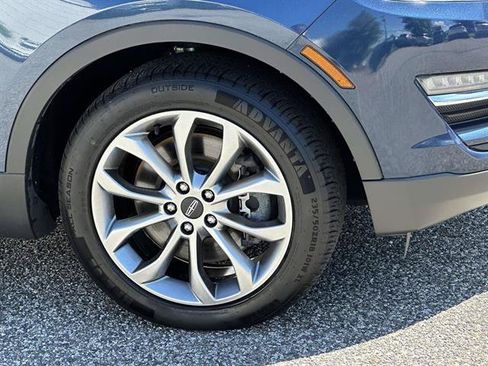 Used 2017 Lincoln MKC Select w/ Select Plus Package AWD/4WD image 7