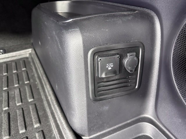 Used 2023 Toyota 4Runner Limited AWD/4WD image 15