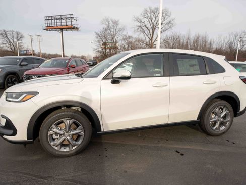 New 2026 Honda HR-V LX image 3