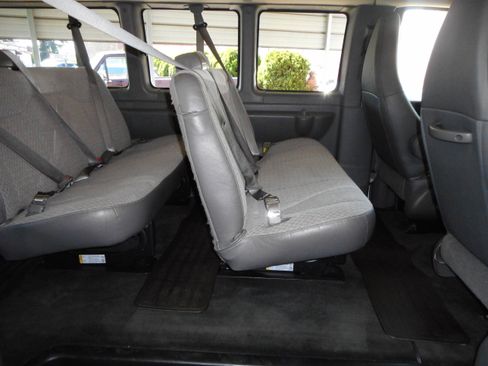 Used 2016 Chevrolet Express 3500 LT w/ LT Preferred Equipment Group image 20