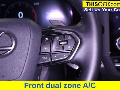 Used 2025 Lexus GX 550 AWD/4WD image 18