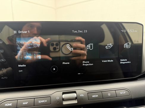 Used 2025 Kia K4 EX image 18