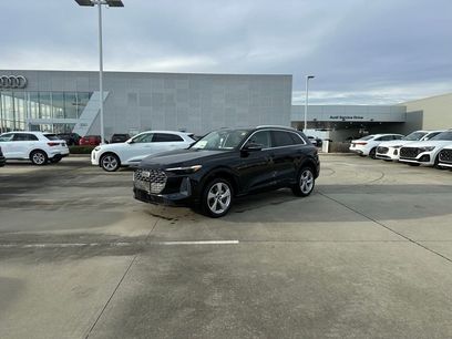 New 2025 Audi Q5 2.0T Premium Plus w/ Premium Plus