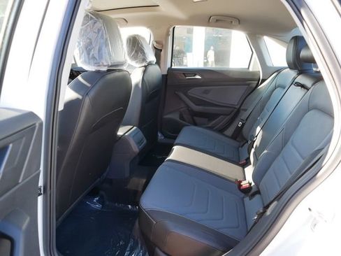 New 2026 Volkswagen Jetta SEL image 8