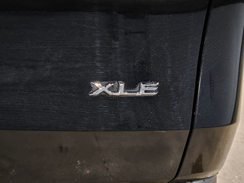 Certified 2025 Toyota Grand Highlander AWD image 38