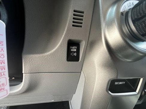 Used 2012 Toyota 4Runner SR5 RWD image 18