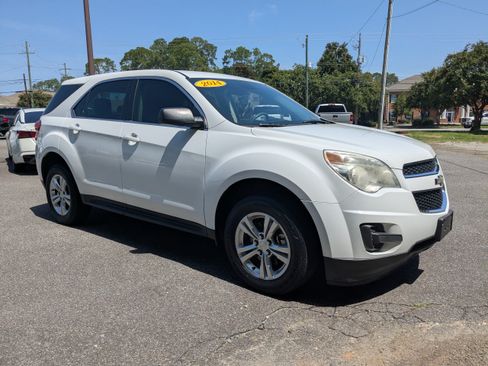 Used 2014 Chevrolet Equinox LS FWD image 1