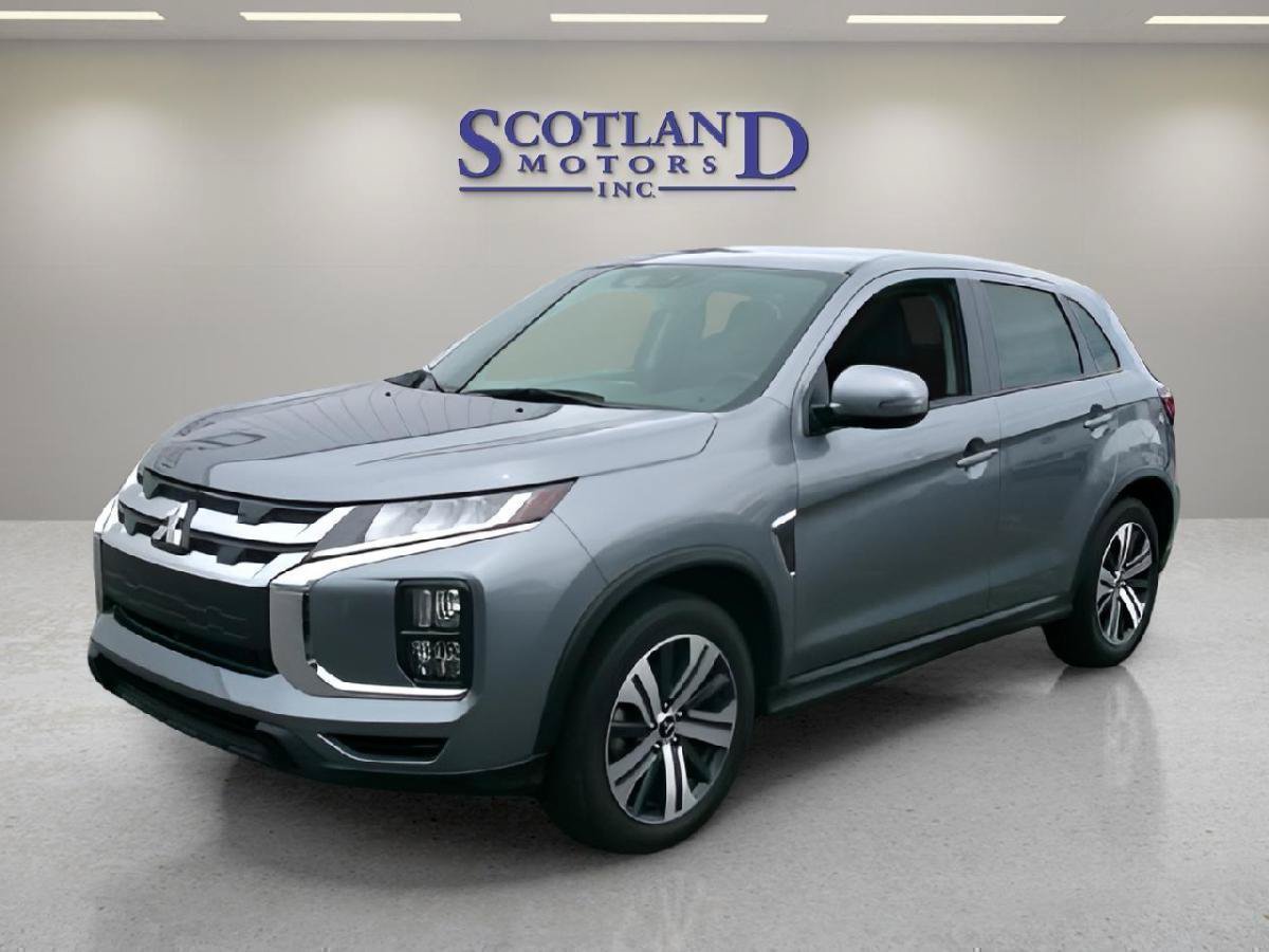 Used 2025 Mitsubishi Outlander Sport ES AWD/4WD image 2