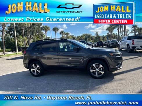 Used 2022 Jeep Cherokee Limited image 19